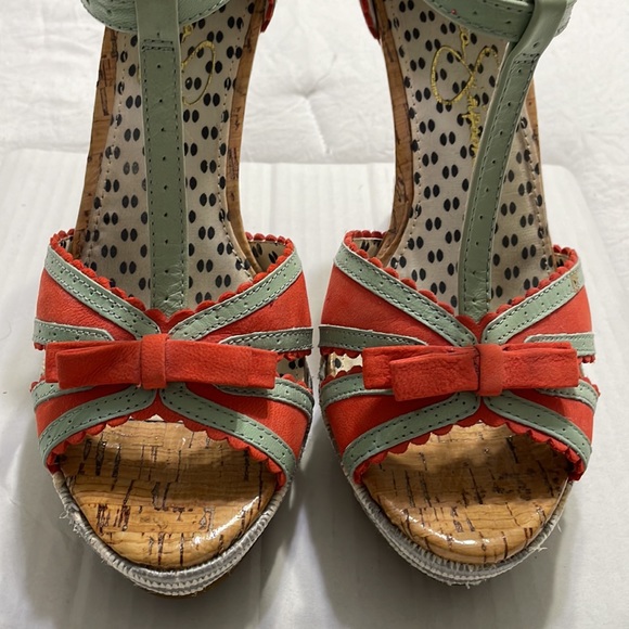 7.5 Jessica Simpson Heels - Picture 2 of 8